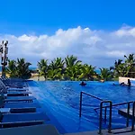 Oceanfront Apartment With Oceanview